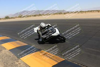 media/May-14-2023-SoCal Trackdays (Sun) [[024eb53b40]]/Turn 3 Inside (12pm)/